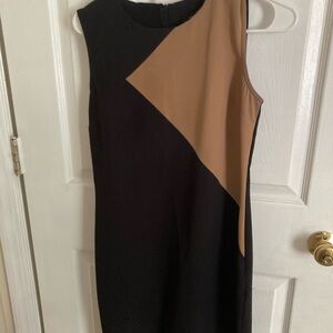 Elegant Black and Tan Sleeveless Dress